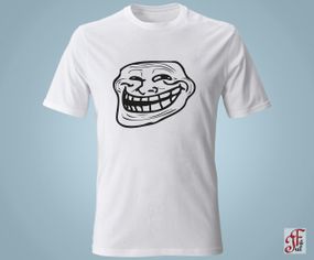Женская футболка с принтом   Troll face.