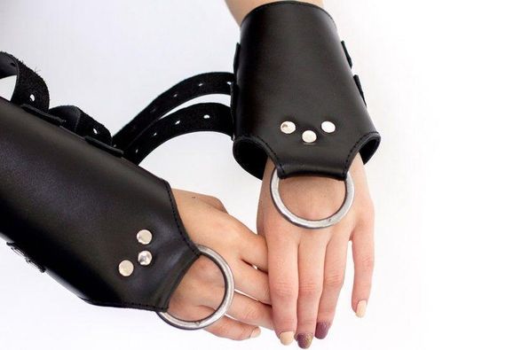 Манжети для підвісу за руки Art of Sex – Kinky Hand Cuffs For Suspension, чорні, натуральна шкіра Sex Aura | Зображення 6