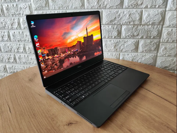 Ноутбук Dell Precision 7550/15.6 IPS/i5 10400H/16Gb/SSD256Gb/Quadro T1000-4Gb | Зображення 2