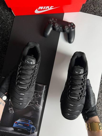 Кроссовки Air Max Tn Plus Black White Swoosh , Вьетнам 46 | Зображення 4