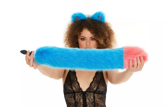 Анальний хутряний хвіст без пробки, Яскраво-голубий з яскраво-рожевим кінчиком, OKOVA 60 см. sexstyle | Зображення 4