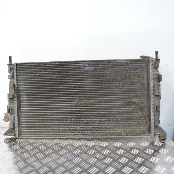 Радіатор охолодження двигуна Volvo C30 C70 S40 V50 2003-2012 Радіатор мотору Вольво ц30 ц70 с40 в50 3M5H8005TL | Зображення 1