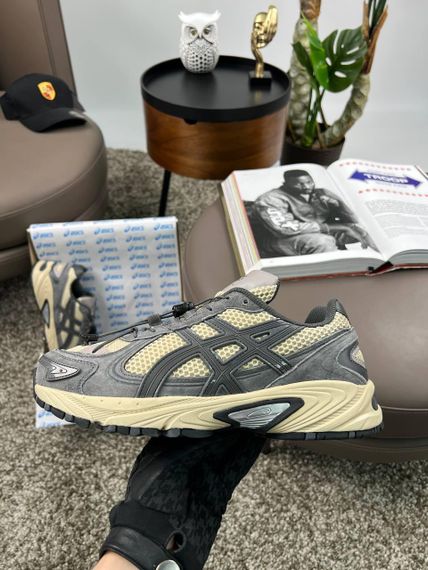 Чоловічі кросівки ASICS Gel-Kahana TR V4 Grey Beige (замша , текстиль) весна / літо / осінь | Зображення 3