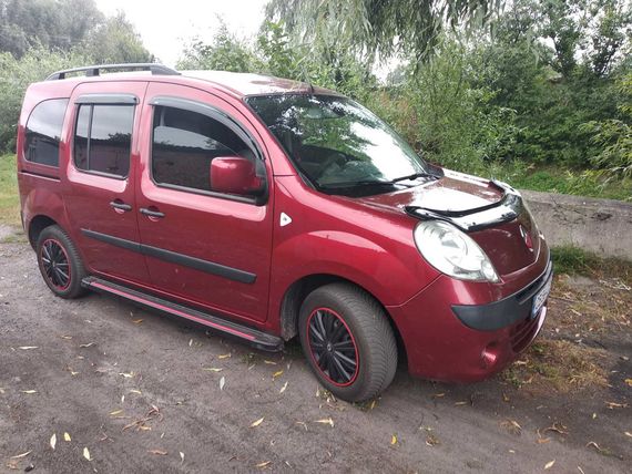 Бокові пороги Maya Red (2 шт., алюміній) Коротка база для Renault Kangoo 2008-2020 рр | Зображення 1