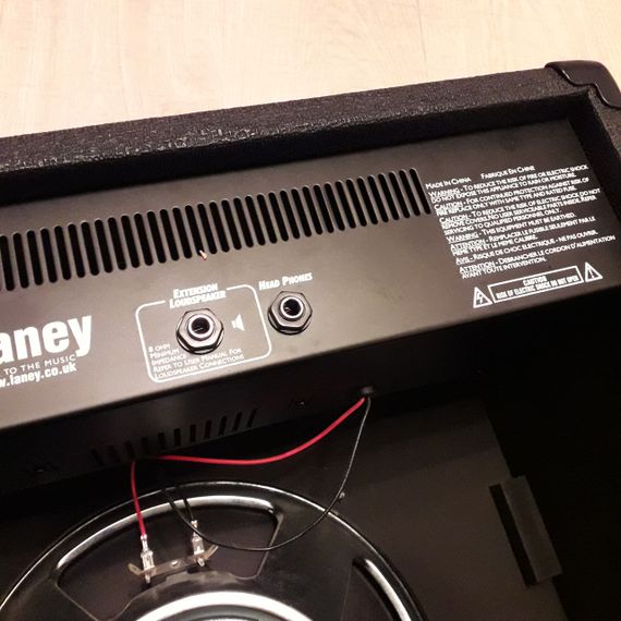 Гитарный комбик комбоусилитель усилитель Laney lx65r для электрогитары | Зображення 3