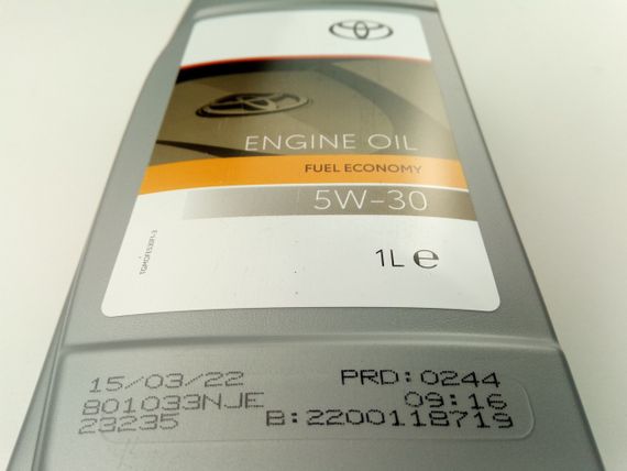 Олива моторна 5W-30 синтетична Тойота Fuel Economy 1 л (08880-80846) (0888080846) | Зображення 1