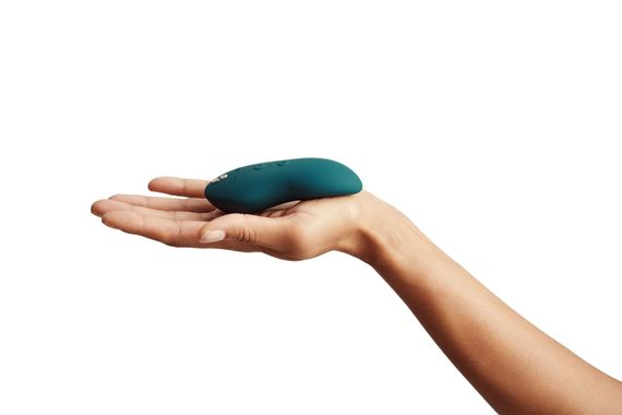 Потужний мінівібромасажер Touch X Green Velvet by We-Vibe, зручно поєднувати з проникним сексом | Зображення 7