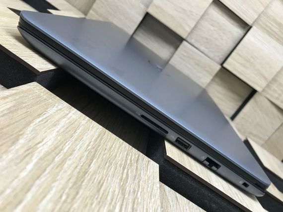 Ноутбук Б-класс Dell Vostro 5581 / 15.6" (1920x1080) IPS / Intel Core i5-8265U (4 (8) ядра по 1.6 - 3.9 GHz) / 8 GB DDR4 / 256 GB SSD M.2 / Intel UHD Graphics 620 / WebCam / HDMI / Windows 10 б/у | Зображення 5