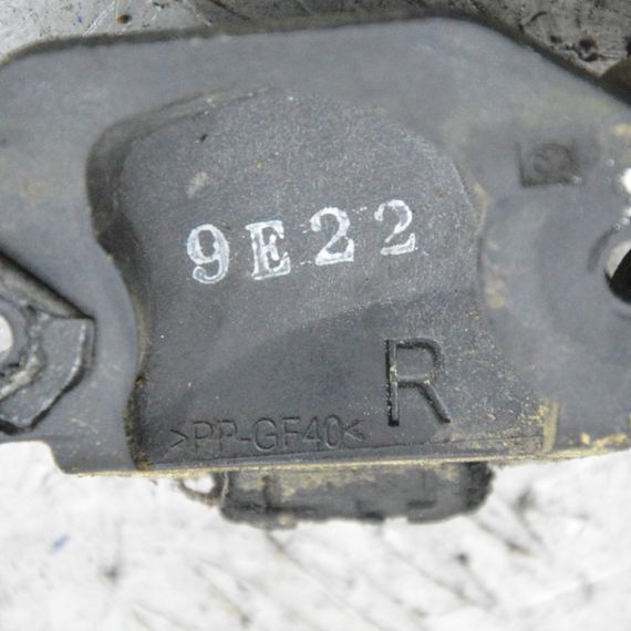 Відбійник кришки багажника правий Mazda 6 2007-2012 Відбійник кришки багажника правий Мазда 6 9E22 | Зображення 3