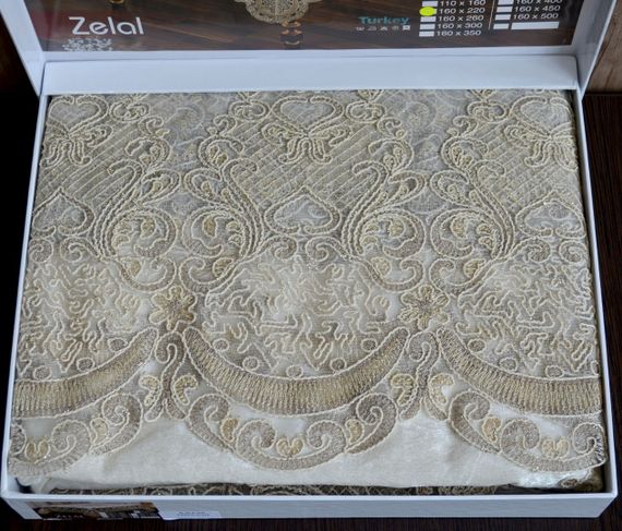 Велюровая скатерть с кружевом Haspen 160×300 cм Zelal, кремовая | Зображення 3