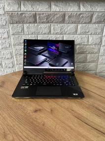 Ноутбук  Asus ROG STRIX G533QS 300Hz Ryzen 9 5900HX 16Gb SSD 1Tb RTX 3080 16Gb Б/В