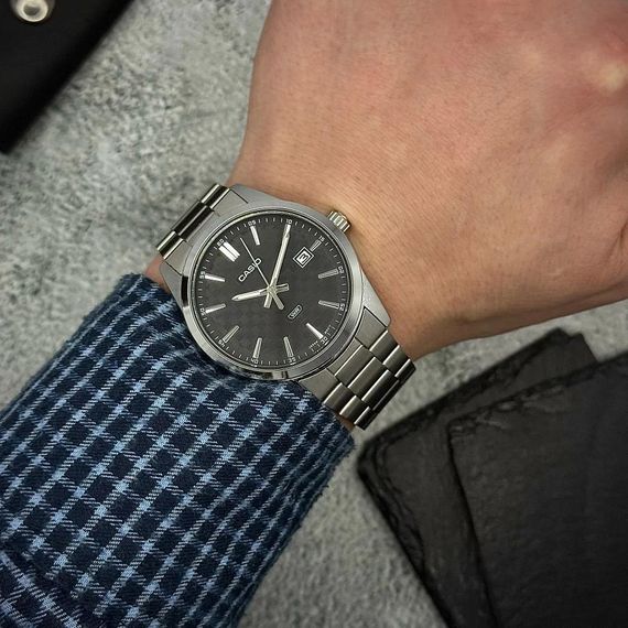 Чоловічий годинник Casio MTP-VD03D-1A | Зображення 1