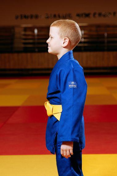 Синє дитяче кімоно для хлопчиків, дзюдо, TM BUDOGI серія BEGINNER, зріст 130 см, щільність 350 гр/м.кв. | Зображення 4