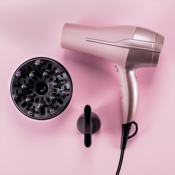 Фен Remington СoСonut Smooth D5901 2200 Вт