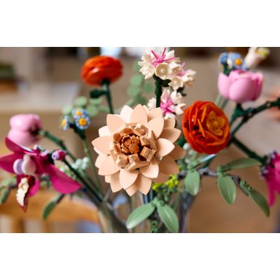 Конструктор LEGO Botanicals Милый розовый букет цветов (10342) | Зображення 5