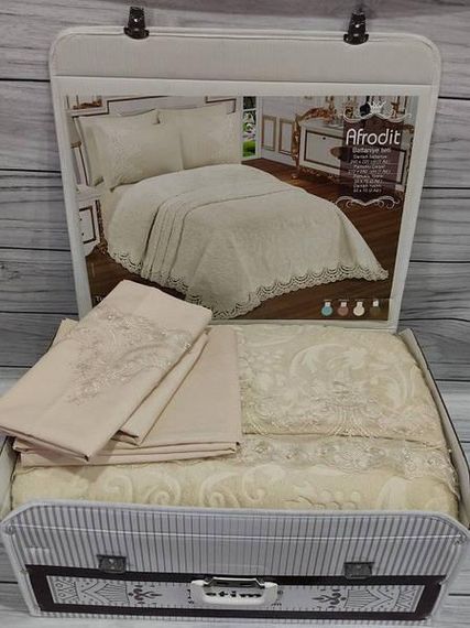 Постельное белье подарочный набор (покрывало, простынь, 4 наволочки) Estima Karamel Евро размер