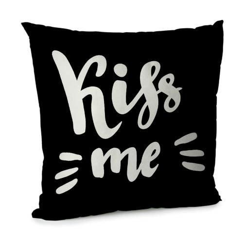 Подушка диванна з оксамиту Kiss me 45x45 см (45BP_18L042)