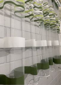 Готовий короткий тюль в смужку на тасьмі 250х105 см білий з зеленим