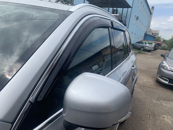 Ветровики с хром полоской (4 шт, HIC) для Volvo XC90 2015-2024 гг | Зображення 1