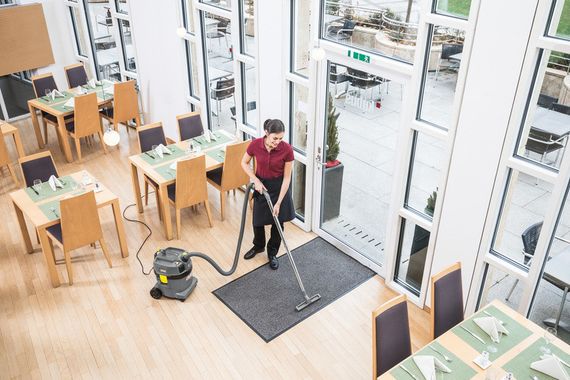 Пылесос профессиональный Karcher NT 22/1 Ap (1.378-600.0) | Зображення 1