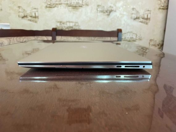 Игровой ноутбук Dell XPS 15 9510 / 15.6" (1920x1200) IPS / Intel Core i7-11850H (8 (16) ядер по 4.8 GHz) / 16 GB DDR4 / 512 GB SSD / nVidia GeForce RTX 3050, 4 GB GDDR6, 128-bit / WebCam б/у | Зображення 5