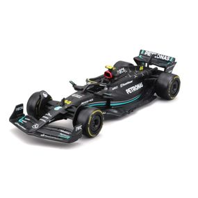 Коллекционная автомодель "Mercedes-AMG F1 W14 E Performance (2023)" Bburago 18-38080, 1:43 масштаб