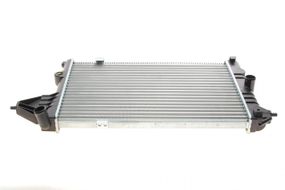 Радіатор охолодження Opel Vectra A 1.7D 1.8 2.0 -95 37002119
