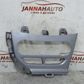 Накладка торпедо центральна Ford Focus III 2010-2017 Рамка панелі кондиціонера Форд Фокус 3 BM5118522