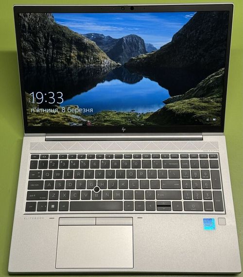 Ультрабук HP EliteBook 850 G8 / 15.6" (1920x1080) IPS / Intel Core i5-1145G7 (4 (8) ядра по 2.6 - 4.4 GHz) / 16 GB DDR4 / 256 GB SSD / Intel Iris Xe Graphics / WebCam / TouchID б/в | Зображення 1