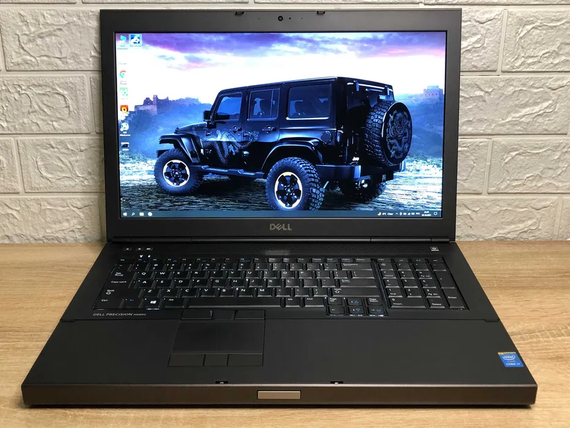 Для монтажу та ігор Ноутбук Dell M6800 - 17 дюймів + Core i7 8 ядер + Гарантія