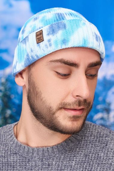 Короткая мужская шапка в расцветке тай-дай синий + голубой