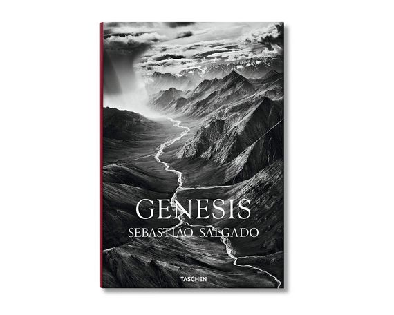 Подарункові книги для фотографів Sebastiao Salgado. Genesis альбоми відомих фотографів Себастьян Сальгадо