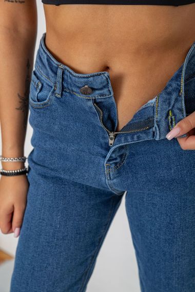 Джинси жіночі MOM, колір синій, 244R920 | Зображення 4