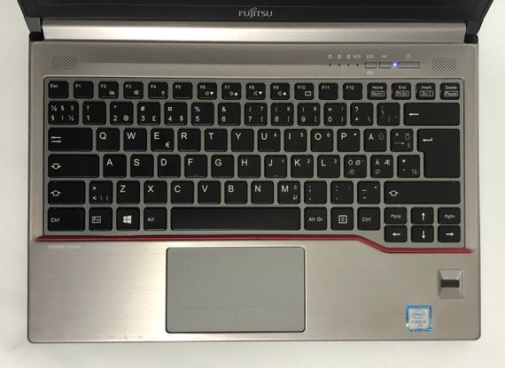 Ноутбук Б-клас Fujitsu LifeBook E733 / 13.3" (1366x768) TN / Intel Core i7-3632QM (4 (8) ядра по 2.2 - 3.2 GHz) / 8 GB DDR3 / 256 GB SSD / Intel HD Graphics 4000 / WebCam / Win 10 Pro б/в | Зображення 7