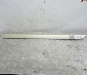 Накладка дверей передньої правої Renault Laguna II 2000-2007 Накладка дверей передня права Рено 8200036021