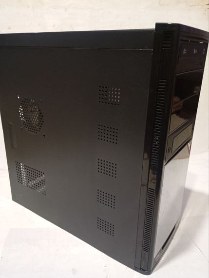 ПК Codegen 3341 Tower / AMD FX-6300 (6 ядер по 3.5 - 4.1 GHz) / 16 GB DDR3 / 120 GB SSD / AMD Radeon R7 250, 2 GB DDR3, 128-bit / DVD-RW / 450W б/в | Зображення 2
