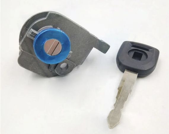 Mazda 6 (02-09) личинка замка передніх лівих дверей GJYA76220A, Мазда | Зображення 5