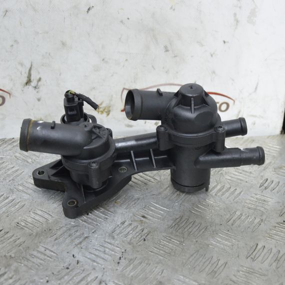 Корпус термостата 1.4 TSI Volkswagen Golf Plus V 2003-2014 Корпус термостата Фольксваген Гольф 5 03C121026R