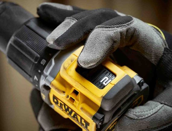 Дриль-шуруповерт DeWALT акумуляторний безщітковий ударний з АКБ та ЗП DCD799D2T | Зображення 3