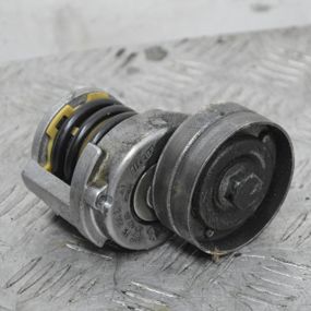 Натягувач приводного ременя Volkswagen Golf Passat 2003-2020 Натягувач ременя генератора Фольксваген 03C145299C 03C145299Q