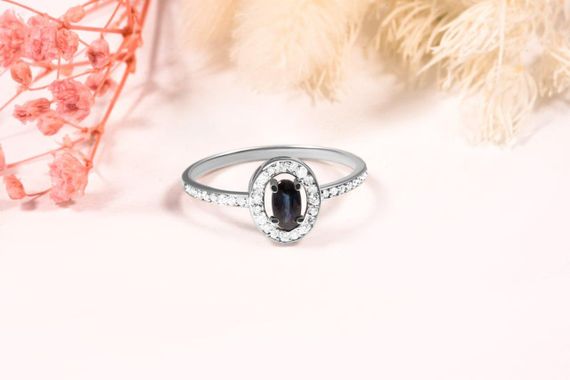 Кольцо из белого золота с сапфиром и бриллиантами 16 | Зображення 3