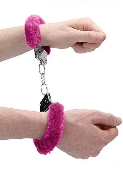 Наручники - Ouch! Beginner's Handcuffs Furry Pink Sex Aura | Зображення 3
