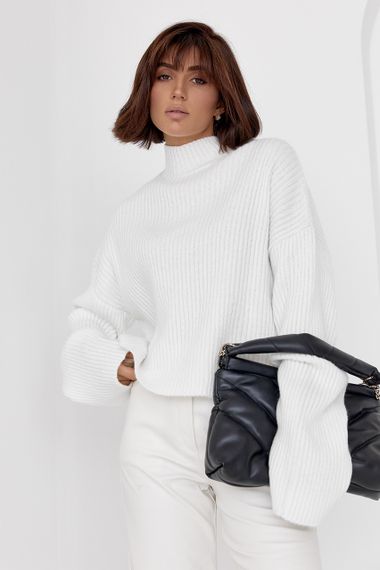Однотонный женский свитер oversize фасона молочный цвет M | Зображення 5
