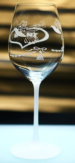 Винний келих 480 мл Ти і Я з голубами весільні фужери  подарунок для пари | Зображення 3