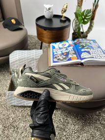 Кроссовки R1e1ebok Classic Leather Hexalite Khaki Beige , Вьетнам 43 27