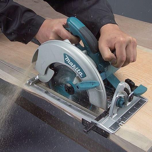 Пила дисковая Makita HS7601, 190мм, 1200Вт, 4кг (HS7601) | Зображення 2