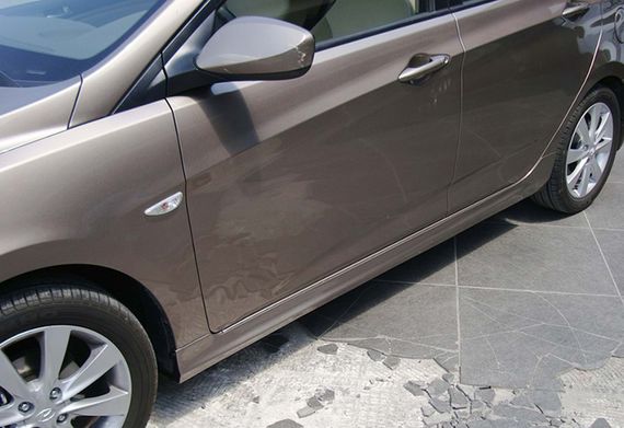 Боковые Пороги DPT (грунтованные под покраску) для Hyundai Accent 2011-2017 гг