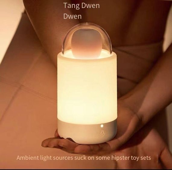 Вакуумний стимулятор з вібрацією «цукерка на паличці» KISTOY Bling Pop, зарядний кейс-нічник Sex Aura | Зображення 4