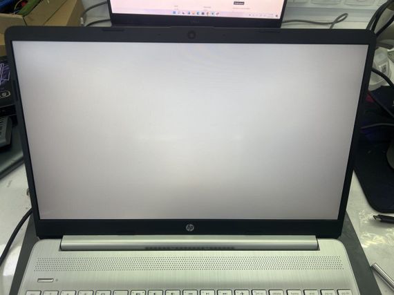 Ноутбук Б-класс HP 15-dy2045nr / 15.6" (1920x1080) IPS / Intel Core i5-1135G7 (4 (8) ядра по 4.2 GHz) / 16 GB DDR4 / 240 GB SSD / Intel UHD Graphics / WebCam б/у + Подарок Беспроводная мышь HOCO GM28 | Зображення 6