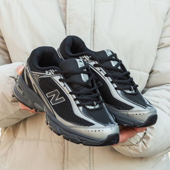 Демісезонні кросівки New Balance колір чорний, бронзовий | Зображення 2